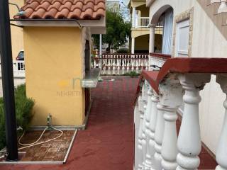 House with apartments, Sale, Vir, Vir