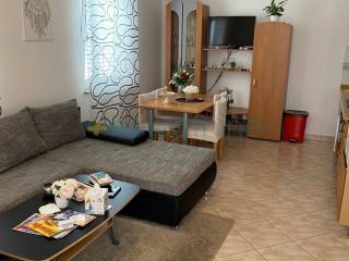 House with apartments, Sale, Vir, Vir