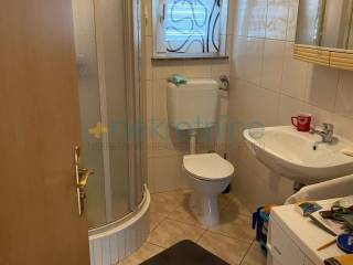 House with apartments, Sale, Vir, Vir