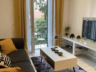 Flat in a building, Sale, Split, Split