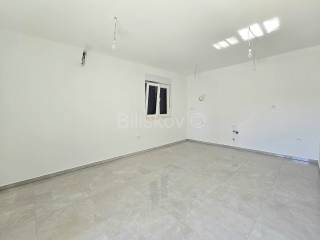 Flat in a building, Sale, Marina, Sevid