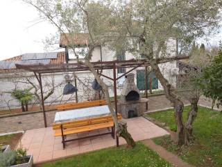 House with apartments, Sale, Tar-Vabriga, Vabriga