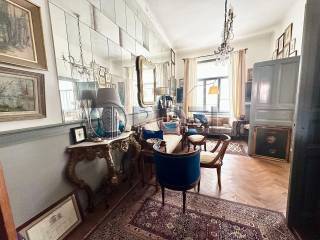 Flat in a building, Sale, Zagreb, Donji Grad