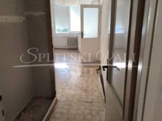 Flat in a building, Sale, Split, Split