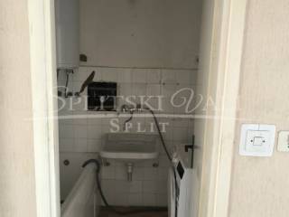 Flat in a building, Sale, Split, Split