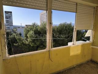 Flat in a building, Sale, Split, Split