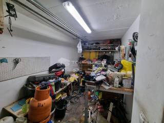 Sale and storage space, Sale, Zagreb, Gornja Dubrava