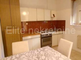Flat in house, Rent, Rijeka, Istok