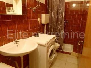 Flat in house, Rent, Rijeka, Istok