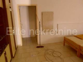 Flat in house, Rent, Rijeka, Istok