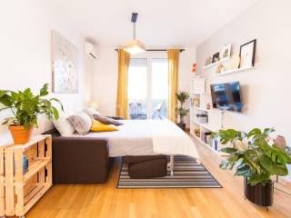 Flat in a building, Rent, Rijeka, Istok