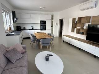Apartman na moru, Prodaja, Preko, Ugljan