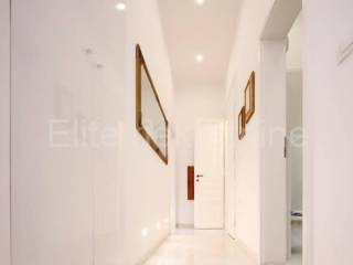 Flat in a building, Rent, Rijeka, Centar