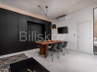 Flat in a building, Sale, Bol, Murvica