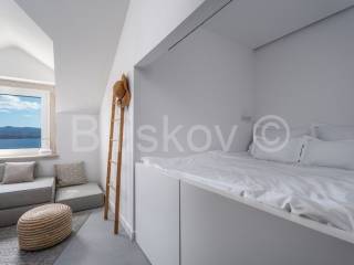 Flat in a building, Sale, Bol, Murvica