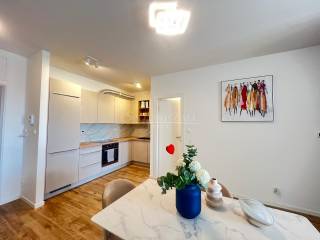 Flat in a new building, Rent, Split, Split
