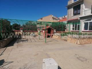 House with apartments, Sale, Tisno, Tisno