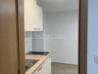 Flat in older building, Sale, Split, Split