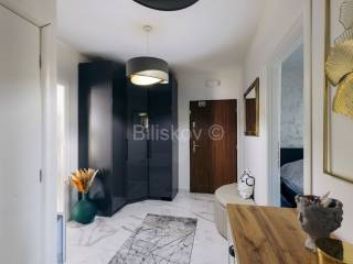 Flat in a building, Sale, Sveti Filip i Jakov, Turanj