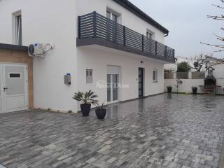 Family house, Sale, Vir, Vir