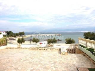 House by the sea, Sale, Vir, Vir
