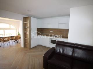 Leasure property, Sale, Vir, Vir