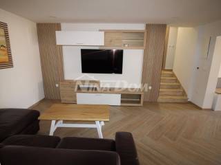 Leasure property, Sale, Vir, Vir