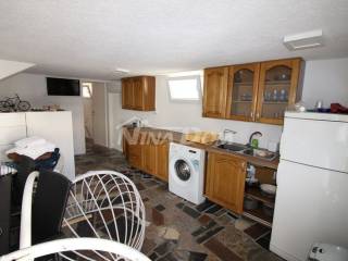 Leasure property, Sale, Vir, Vir
