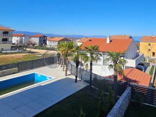 Flat in an urban villa, Sale, Krk, Krk