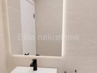 Flat in a new building, Sale, Pula, Pula