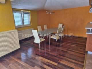 Flat in a building, Sale, Seget, Seget Donji