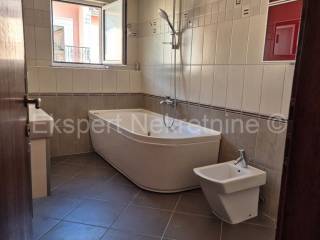 Flat in a building, Sale, Seget, Seget Donji