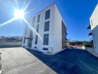 Flat in a building, Sale, Umag, Bašanija