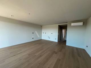 Flat in a building, Sale, Umag, Bašanija