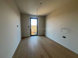Flat in a building, Sale, Umag, Bašanija