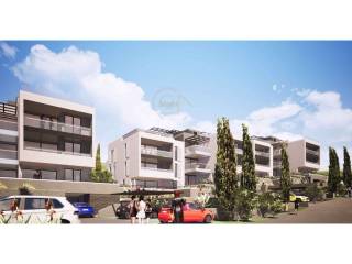 Flat in a building, Sale, Okrug, Okrug Gornji