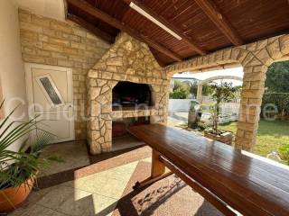 Residential-commercial property, Sale, Vir, Vir