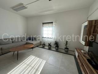 Residential-commercial property, Sale, Vir, Vir
