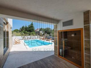 Villa, Sale, Nin, Grbe