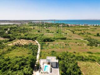 Villa, Sale, Nin, Grbe