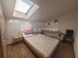 House with apartments, Sale, Vir, Vir