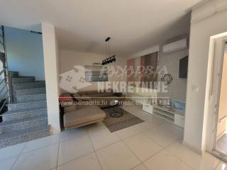 Apartment with a garden, Sale, Vir, Vir