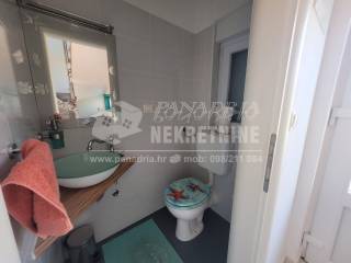 Apartment with a garden, Sale, Vir, Vir