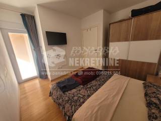 Apartment with a garden, Sale, Vir, Vir