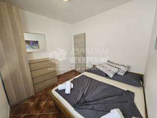 House with apartments, Sale, Vir, Vir