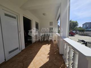 House with apartments, Sale, Vir, Vir