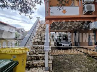 House with apartments, Sale, Vir, Vir