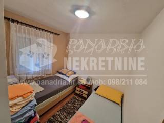 House with apartments, Sale, Vir, Vir
