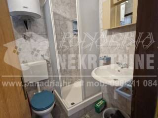 House with apartments, Sale, Vir, Vir