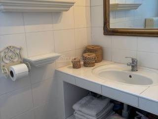 Split-level flat, Sale, Split, Split